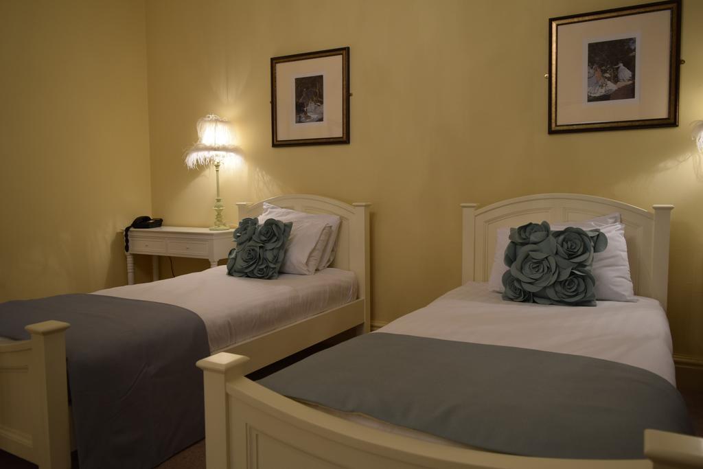 The French Partridge Hotel Hartwell Room photo