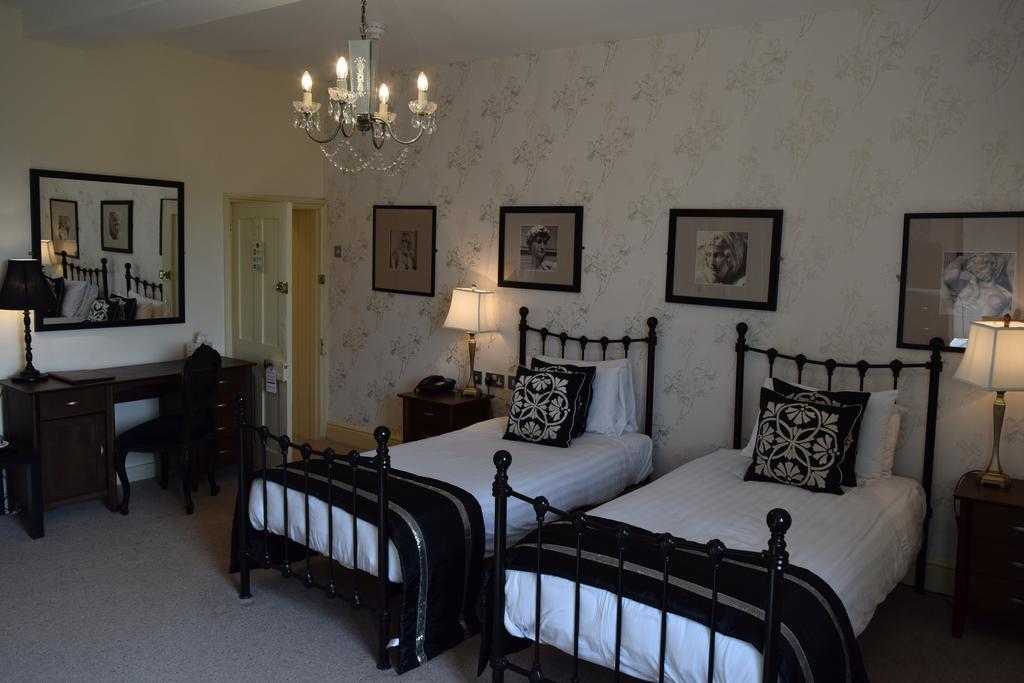 The French Partridge Hotel Hartwell Room photo